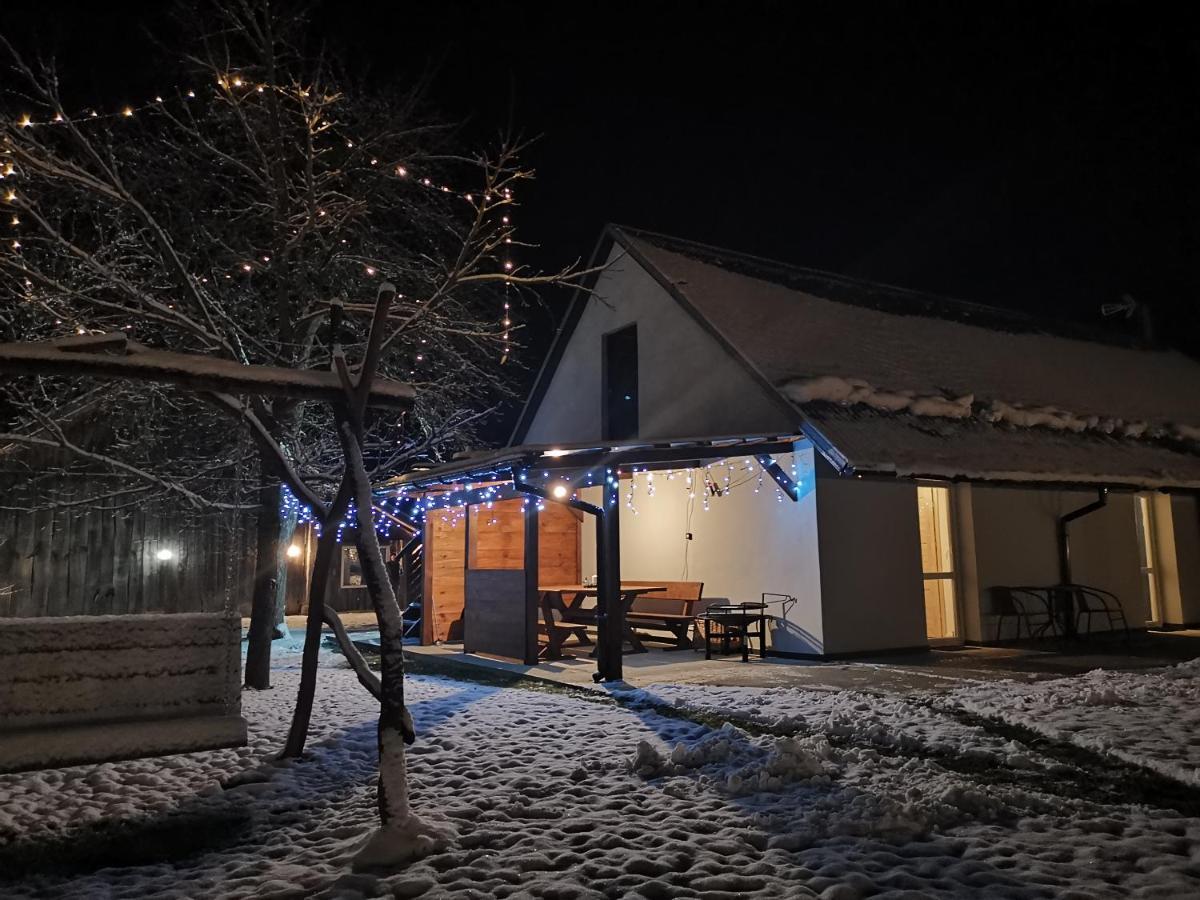 Ferienwohnung Agrochalupki Korczowa Exterior foto